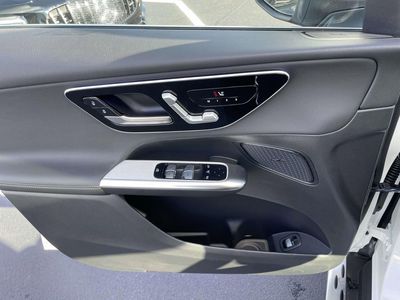 2026 Mercedes-Benz GLC — photo 16 view
