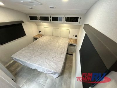 2026 Shasta RVs Phoenix - Photo 27