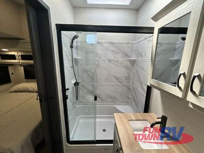 2026 Shasta RVs Phoenix - Photo 31