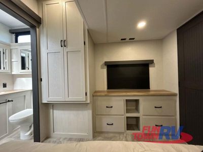 2026 Shasta RVs Phoenix - Photo 34