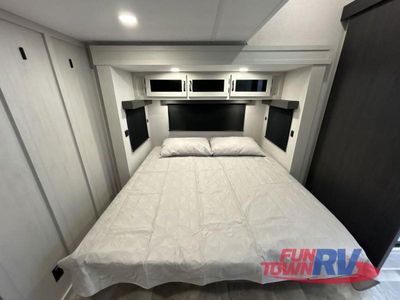 2026 Shasta RVs Phoenix - Photo 33