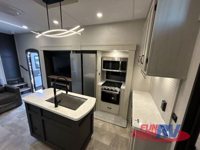 2026 Shasta RVs Phoenix - Photo 24