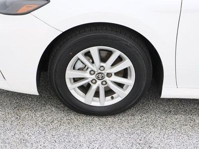 2025 Toyota Camry FWD - Photo 10