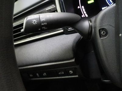 2025 Toyota Camry FWD - Photo 23