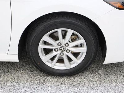 2025 Toyota Camry FWD - Photo 5