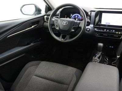 2025 Toyota Camry FWD - Photo 29
