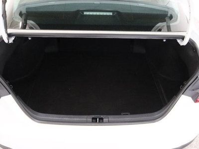 2025 Toyota Camry FWD - Photo 30