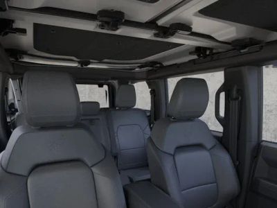 2026 Ford Bronco - Photo 12