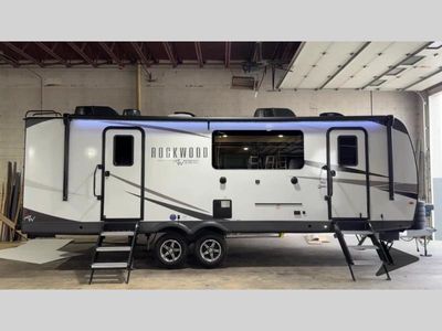 2025 Forest River RV Rockwood Ultra Lite - Photo 5