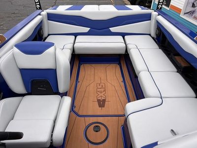 2025 Axis Wake Research T220 - Photo 12