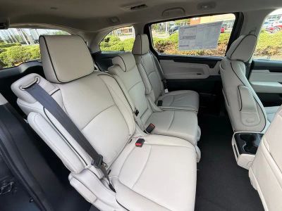 2026 Honda Odyssey - Photo 37