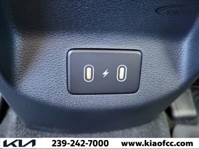 2026 Kia Sportage — photo 12 view