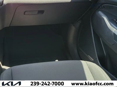 2026 Kia Sportage — photo 15 view