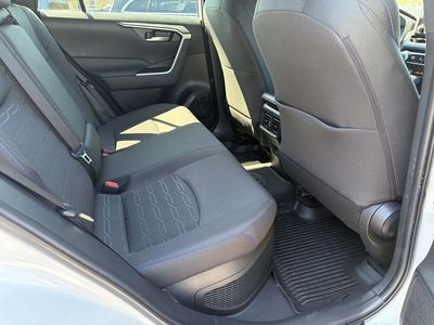 2024 Toyota RAV4 Hybrid - Photo 31