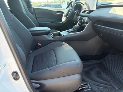 2024 Toyota RAV4 Hybrid - Photo 35
