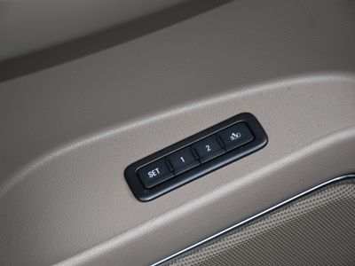 2018 GMC Yukon XL - Photo 9