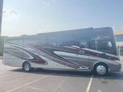 2021 Tiffin Motorhomes Open Road — photo 8 view