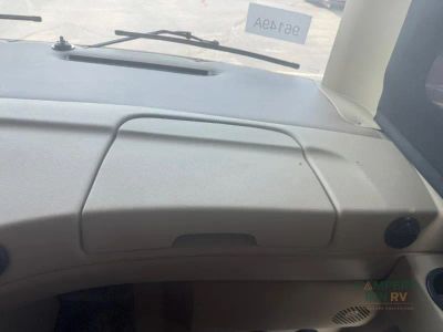 2021 Tiffin Motorhomes Open Road — photo 16 view