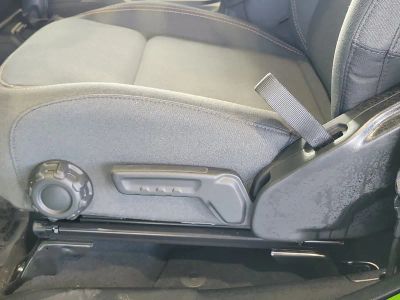 2026 Jeep Wrangler — photo 18 view