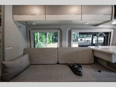 2026 Thor Motor Coach Sanctuary - Photo 8