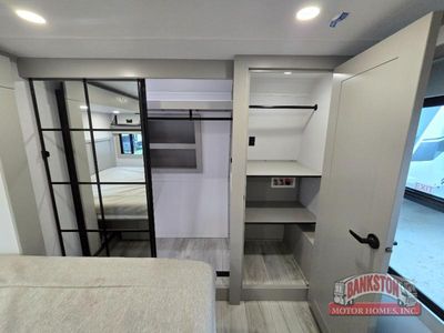 2026 Montana High Country 325RK - Photo 31