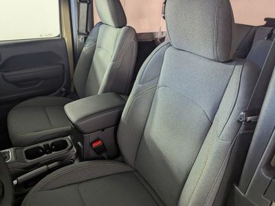 2026 Jeep Wrangler — photo 11 view