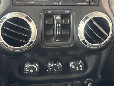 2014 Jeep Wrangler - Photo 9