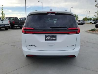 2025 Chrysler Pacifica — interior view