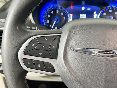 2023 Chrysler Pacifica - Photo 16