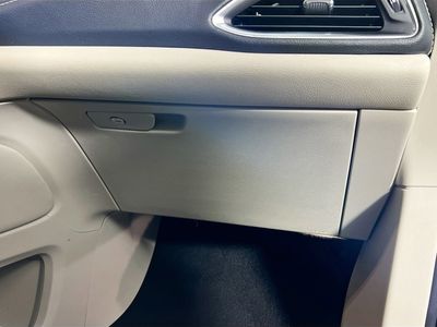 2023 Chrysler Pacifica - Photo 31