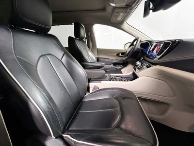 2023 Chrysler Pacifica - Photo 27
