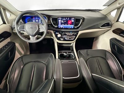 2023 Chrysler Pacifica - Photo 26