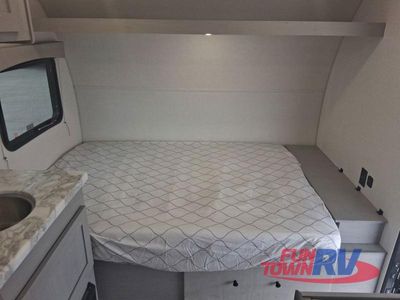 2026 Coachmen RV Clipper 3K Series - Photo 16