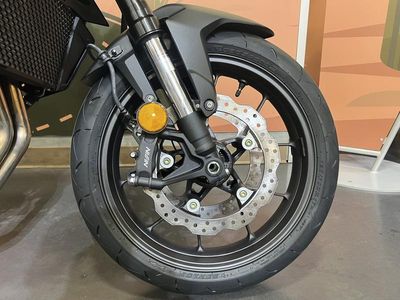 2025 Honda CB750 Hornet - Photo 10