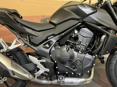 2025 Honda CB750 Hornet - Photo 11