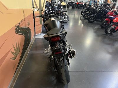 2025 Honda CB750 Hornet - Photo 4