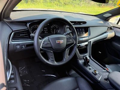 2025 Cadillac XT5 — interior view