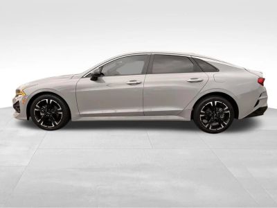 2022 Kia K5 - Photo 4