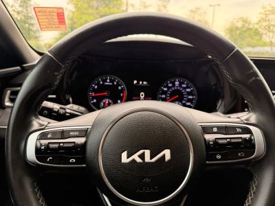 2022 Kia K5 - Photo 24