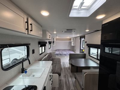 2026 Jayco Jay Flight SLX - Photo 9