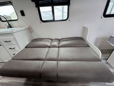 2026 Jayco Jay Flight SLX - Photo 11