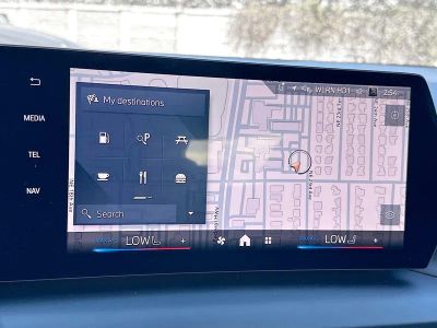 2025 BMW 2 Series — photo 13 view
