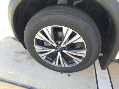2023 Nissan Rogue — photo 10 view