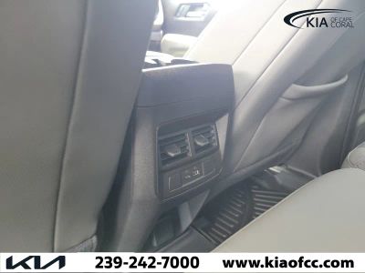 2024 Chevrolet Colorado — photo 15 view