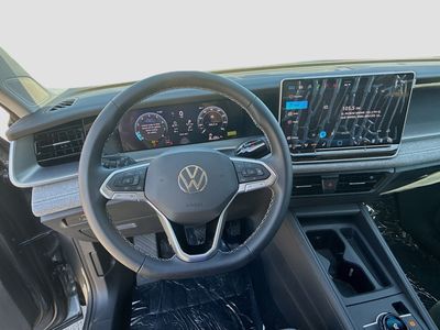 2026 Volkswagen Tiguan — photo 10 view