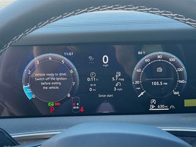 2026 Volkswagen Tiguan — photo 11 view