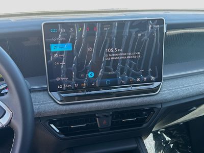 2026 Volkswagen Tiguan — photo 12 view