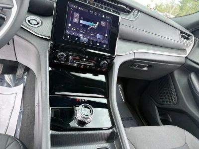 2026 Jeep Grand Cherokee — photo 19 view