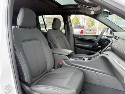 2026 Jeep Grand Cherokee — photo 25 view