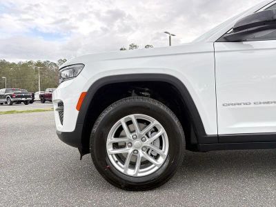 2026 Jeep Grand Cherokee — photo 10 view
